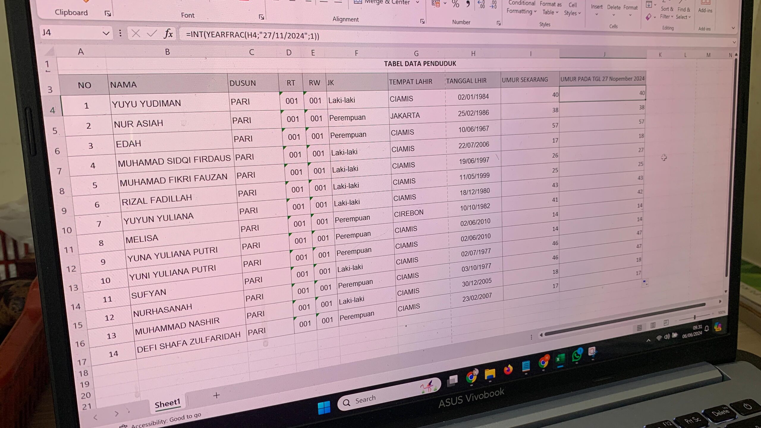 Rumus Excel Menghitung umur saat ini dan umur 17 tahun pada tanggal tertentu